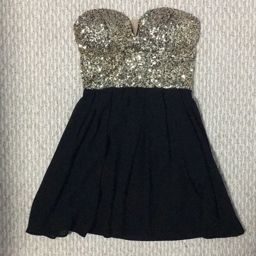 Sparkly Black and Gold Sequin Dress